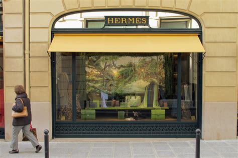 hermes testamento|L'erede di Hermès ha deciso: il suo patrimonio andrà al domestico.